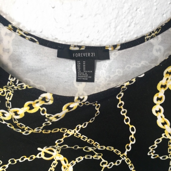 FOREVER 21 Chain Crop Tee - Picture 2 of 4